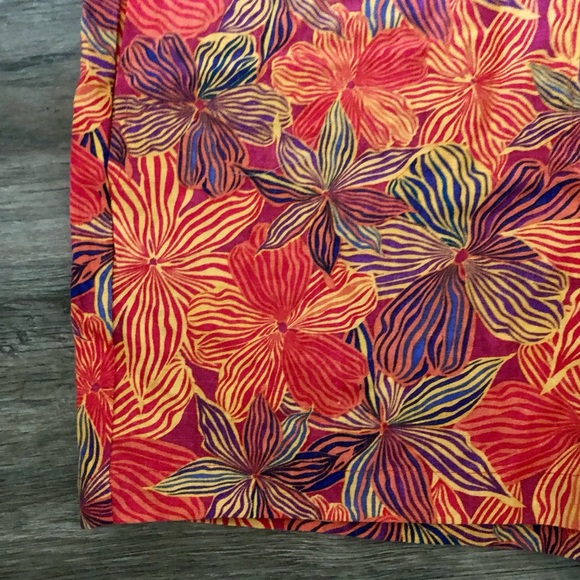 NWT House of Harlow 1960 Linen Floral Shorts - Picture 4 of 9